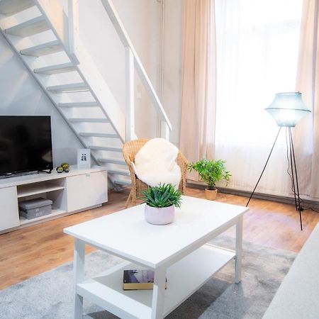 Apartment In Super Central Location Budapest Esterno foto