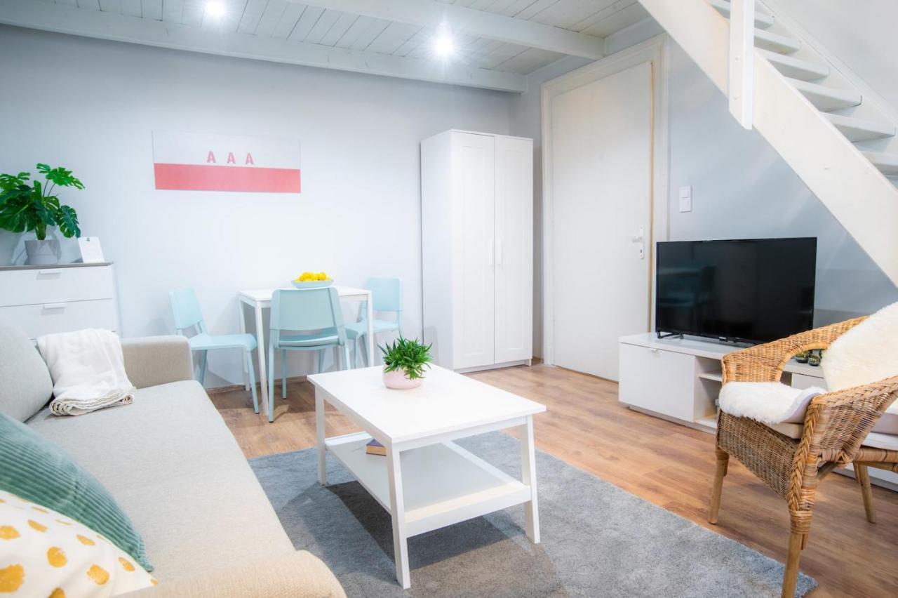 Apartment In Super Central Location Budapest Esterno foto